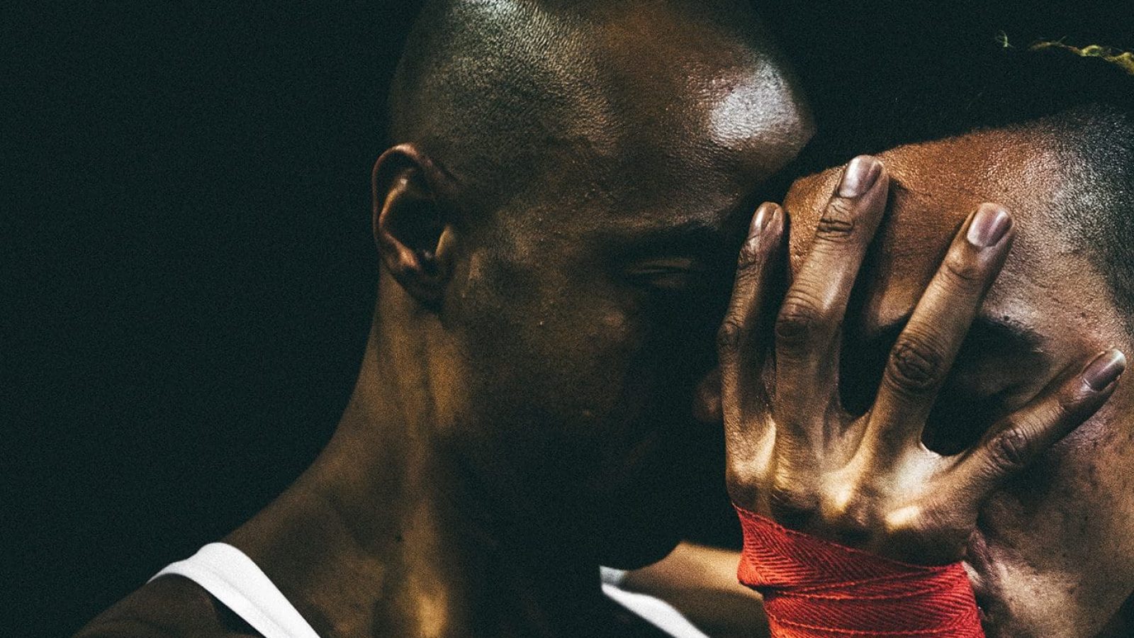 Touch-of-RED-Alex-Apt-web