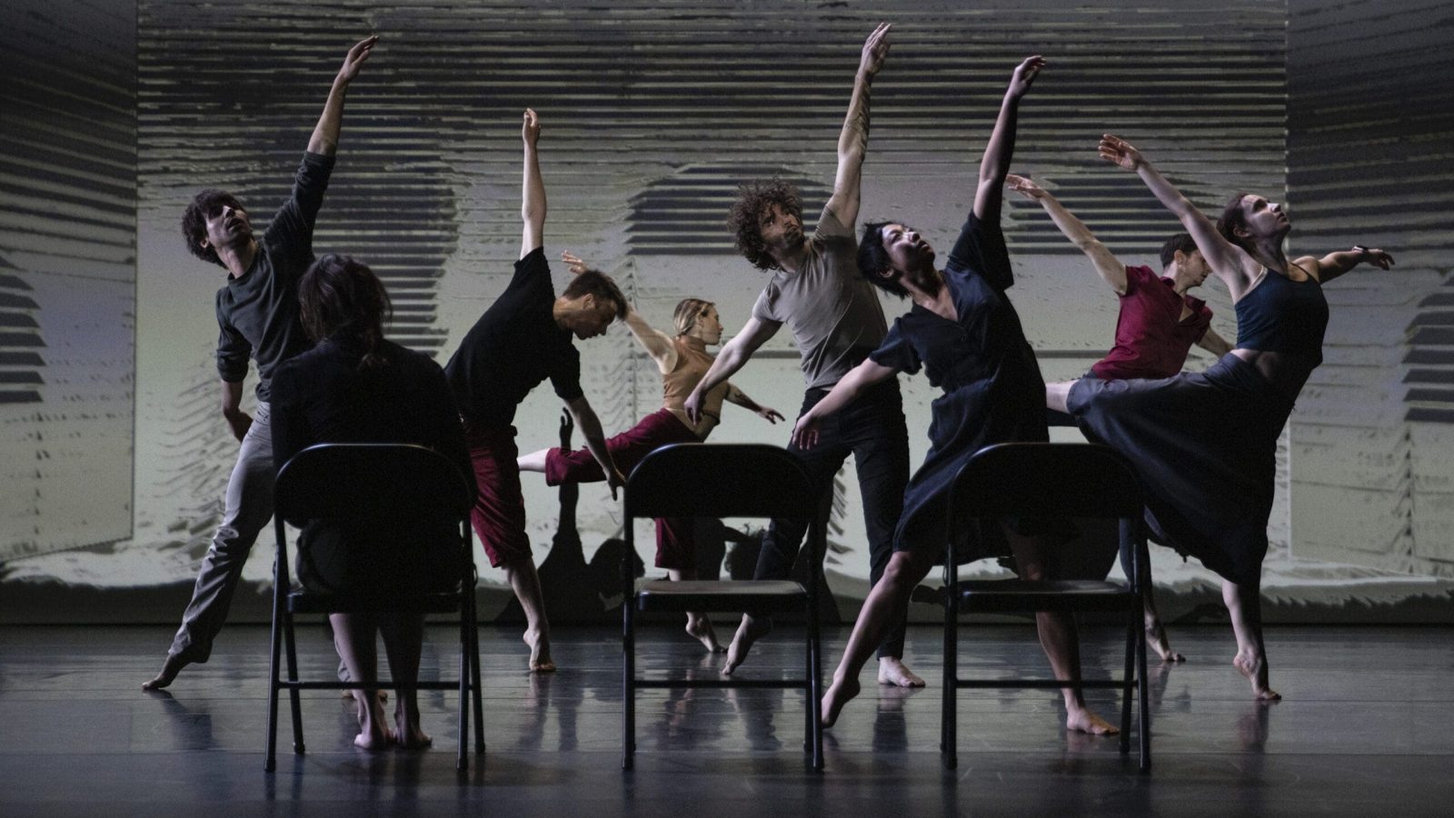 ZviDance-2-photo-by-Maria-Baranova-Suzuki-Doron